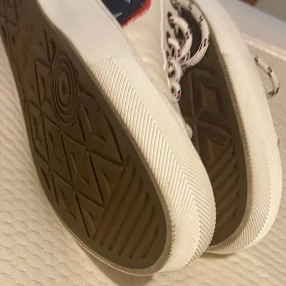 LOUIS VUITTON
TATTOO SNEAKER LV FOREVER SNEAKERS -SZ 8.5 Men - Picture 4 of 4